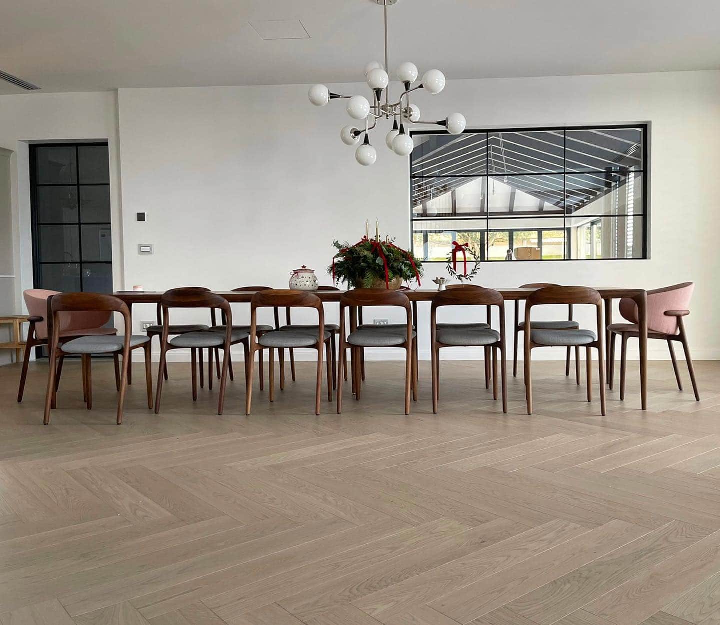 Maxi Herringbone Floor 
.
.
.
#galekovic_parquet #galekovicparquet  #herringbone #herringbonefloor #interiordesign #interior #design